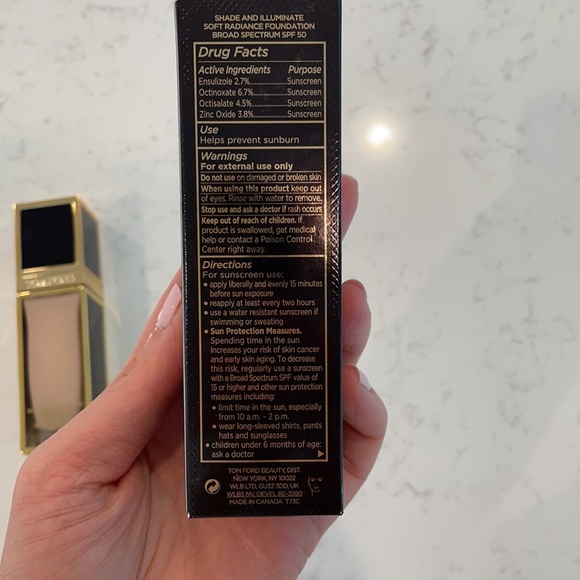 Tom Ford Shade Illuminate Soft Radiance Foundation - Picture 4 of 4